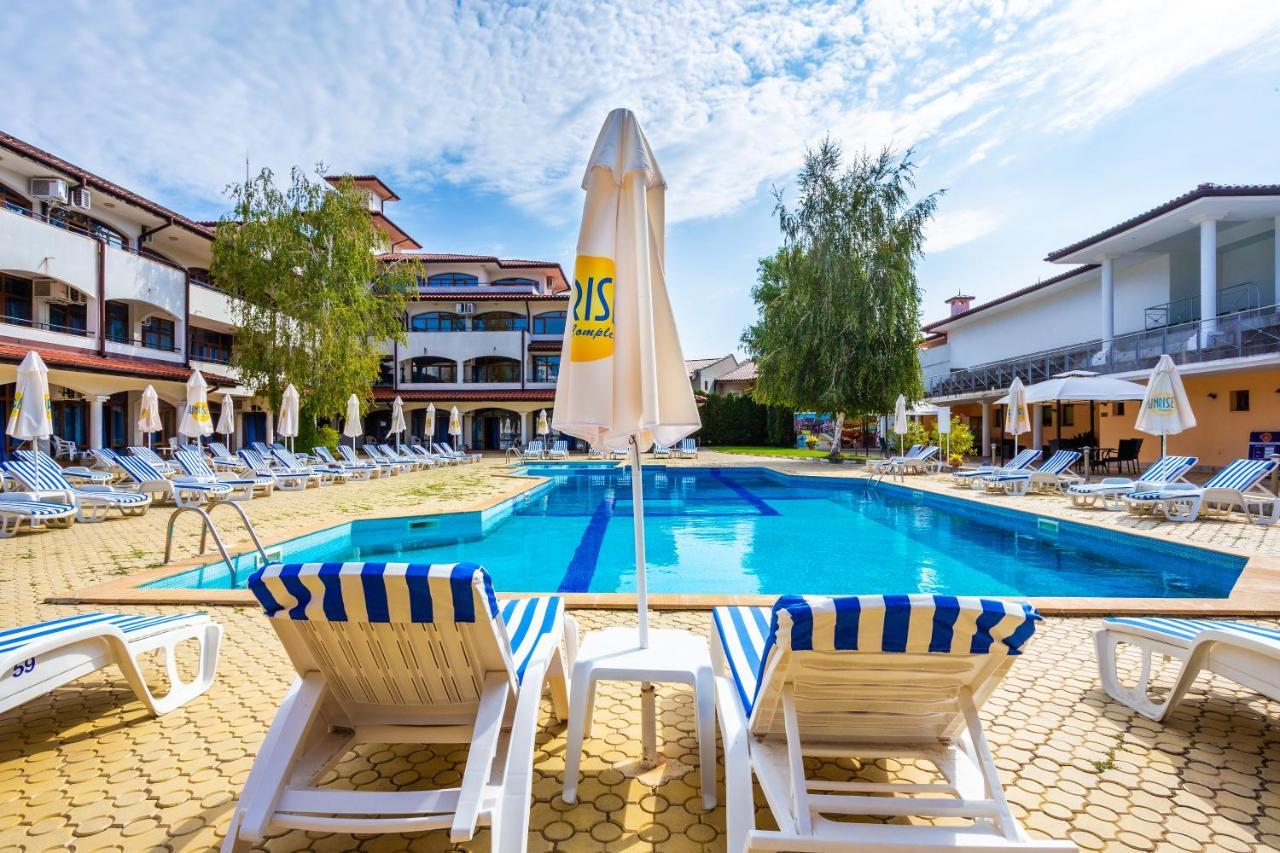 Complex Sunrise By Hmg Hotell Slăntjev Brjag Exteriör bild